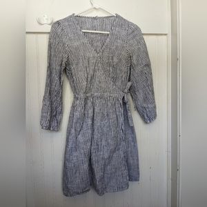 Women's wrap dress